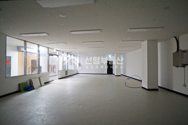 서울 성동구 성수동2가 성수역 초역세권 ㅣ 운동시설 추천ㅣ층고 2.9~4m,ㅣ 무권리 월세 매물번호 10358 사진 10
