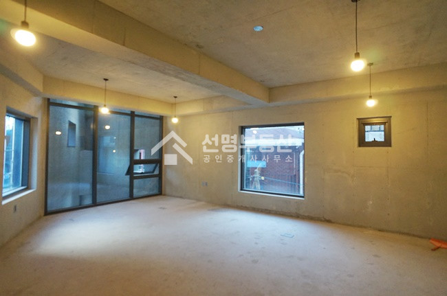 서울 성동구 성수동1가 디자인 건물내외관,신축 월세 매물번호 10598 사진 4