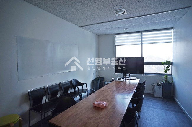서울 성동구 성수동1가 서울숲역 도보1분거리 대로변 룸4개 월세 매물번호 10632 사진 5