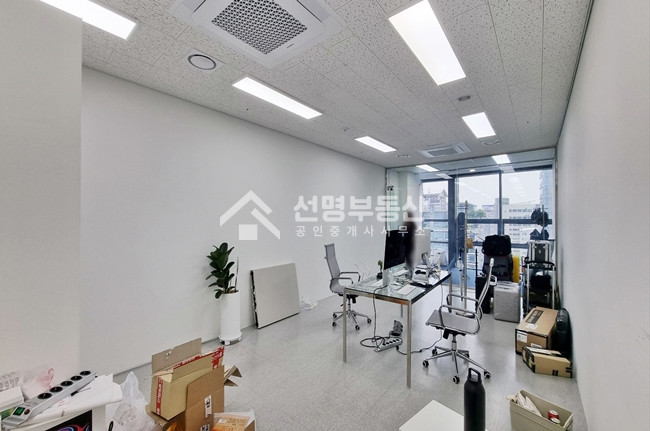 서울 성동구 성수동2가 280-6 생각공장, 빠른입주가능, 룸1,주차2 월세 매물번호 10972 사진 2
