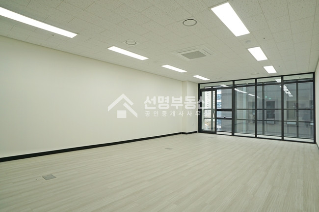 서울 성동구 성수동1가 실평17평 , 트인뷰, 신축, 급매, 빠른입주 매매 매물번호 10994 사진 3