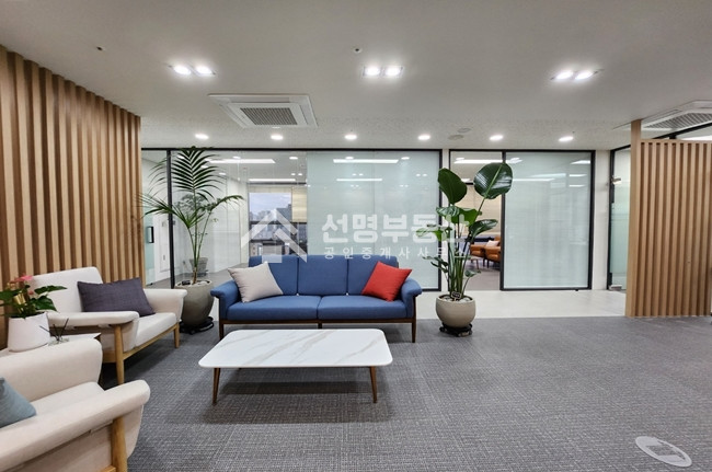 서울 성동구 성수동2가 생각공장데시앙 ㅣ급매 ㅣ인테리어ㅣ입주 매매 매물번호 10075 사진 1