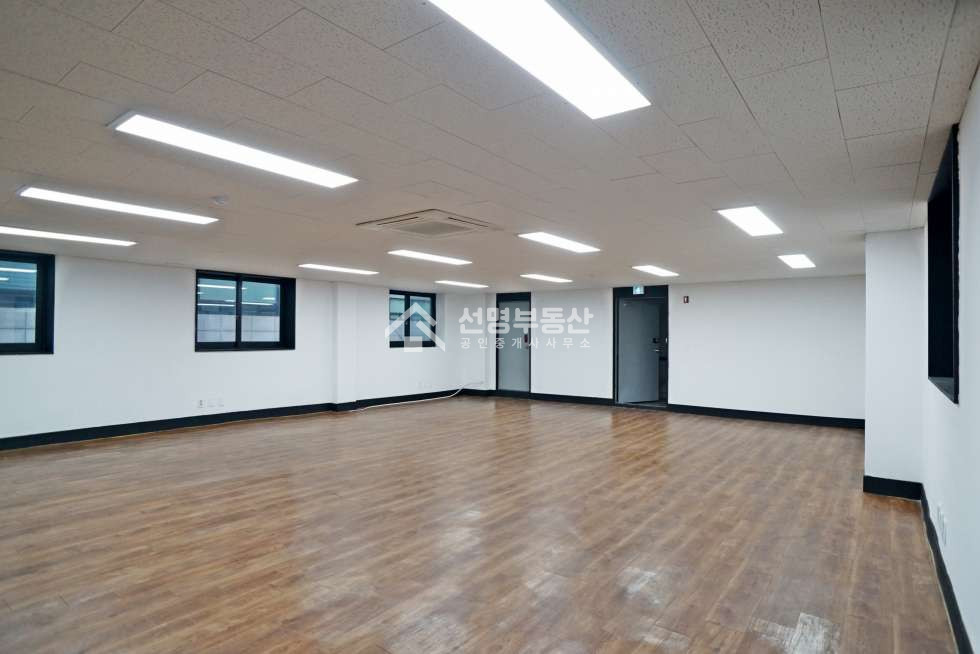 서울 성동구 성수동2가 성수역 1분, 가성비 사무실, 즉시 입주 월세 매물번호 11237 사진 5