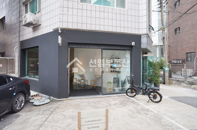 서울 성동구 성수동1가 카페 인테리어 가시성좋은 코너건물 월세 매물번호 11241 사진 6