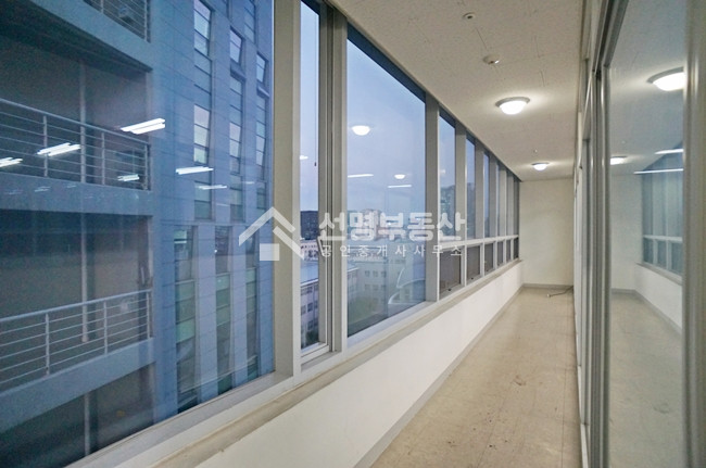 서울 성동구 성수동1가 가성비 사무실, 서울숲역 도보 3분거리 월세 매물번호 11254 사진 6