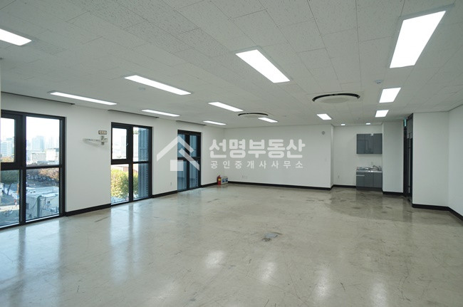 서울 성동구 성수동2가 파란빌딩,외관좋고 깨끗한 사무실 월세 매물번호 11248 사진 4