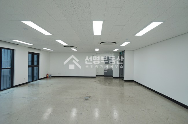 서울 성동구 성수동2가 파란빌딩,외관좋고 깨끗한 사무실 월세 매물번호 11248 사진 5