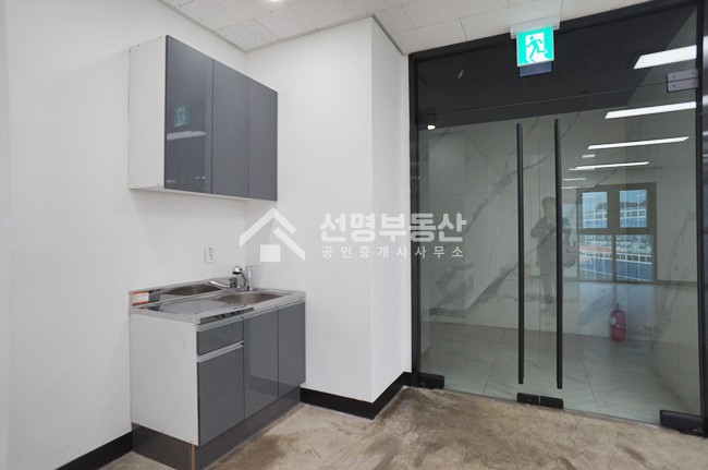 서울 성동구 성수동2가 파란빌딩,외관좋고 깨끗한 사무실 월세 매물번호 11248 사진 8