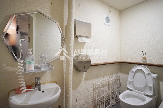 서울 성동구 성수동1가 1층 대로변 상가,음식점,카페등 다용도로 활용가능 월세 매물번호 11268 사진 8