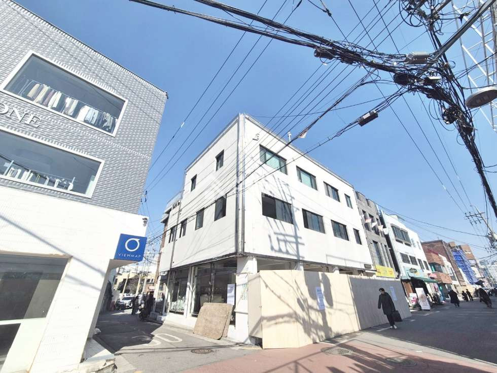 서울 성동구 성수동2가 연무장길 초입 팝업전용 상가 월세 매물번호 11468 사진 1