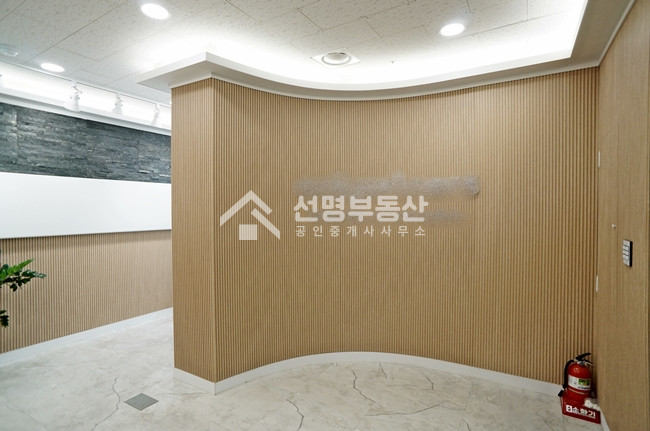서울 성동구 성수동1가 3면창 중랑천뷰 좋은 사무실, 60평 , 신축,입주 매매 매물번호 10569 사진 8