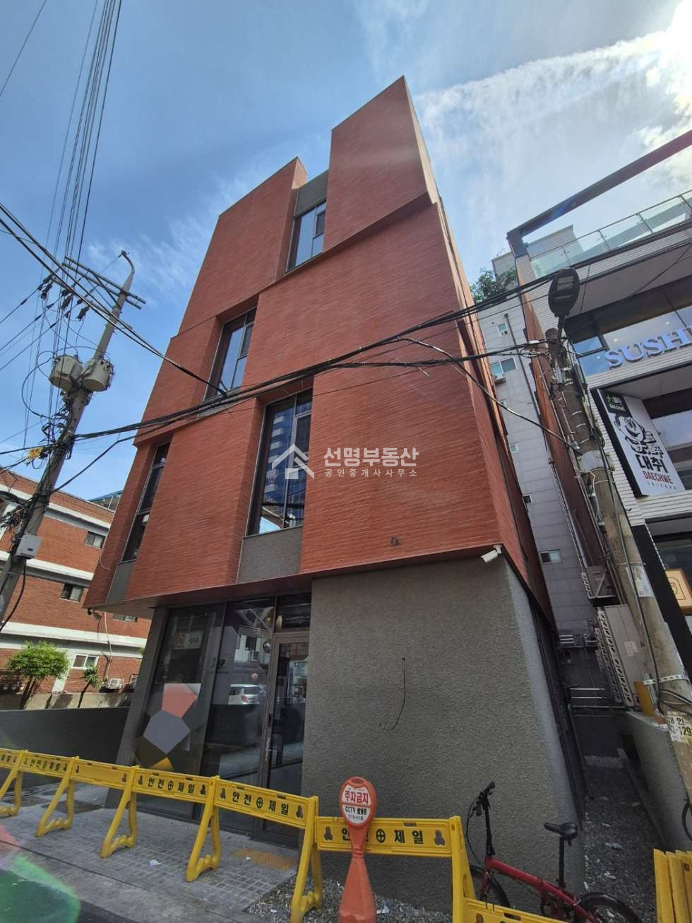 서울 성동구 성수동2가 실93평 연무장길 인근 무권리 골목 상가 통임대 월세 매물번호 11591 사진 3