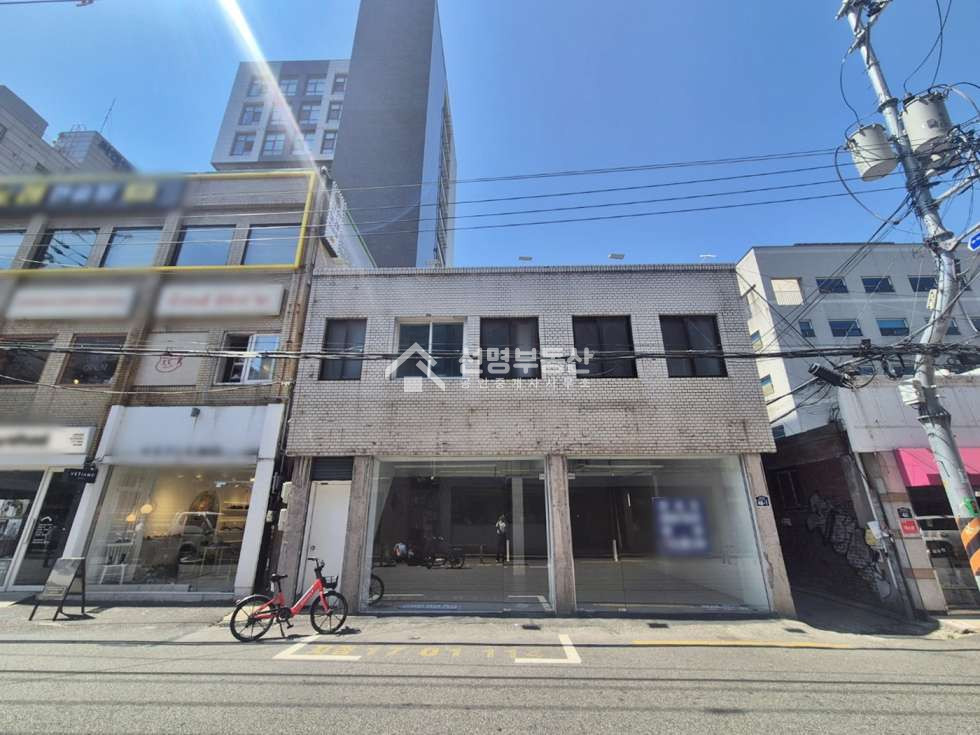 서울 성동구 성수동2가 연무장길 메인상권 팝업 월세 매물번호 11614 사진 1