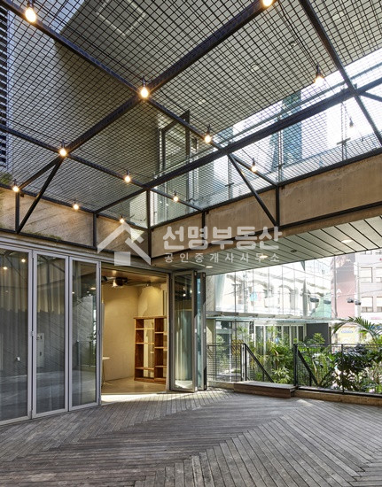 서울 성동구 성수동2가 성수역 3번출구 바로앞 팝업상가 월세 매물번호 11555 사진 9