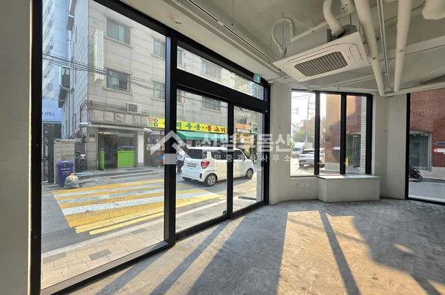 서울 성동구 성수동1가 무권리 신축 상하수도설치 먹자골목 월세 매물번호 11802 사진 1
