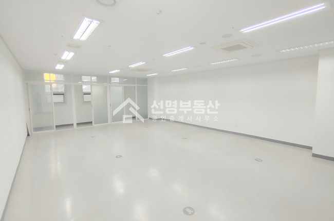 서울 성동구 성수동1가 전용25 깔끔한실내 월세 매물번호 11829 사진 2