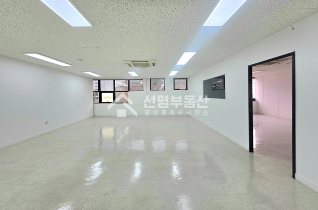 서울 성동구 성수동2가 실사용26 룸1 성수먹자골목 월세 매물번호 11855 사진 1