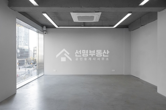 서울 성동구 성수동1가 사무실겸 상가, 통임대 연면적 약 65평 월세 매물번호 11879 사진 4