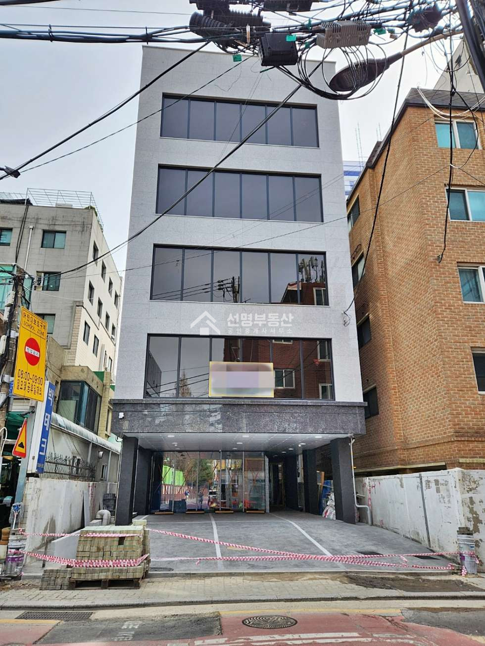 서울 성동구 성수동2가 성수초 인근. 전면 유리로 채광 및 높은 개방감. 신축 첫입주 월세 매물번호 10194 사진 9