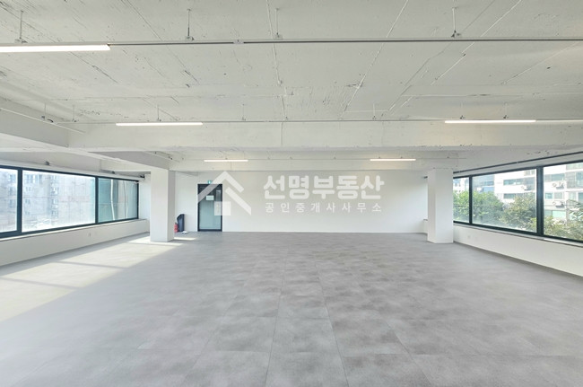 서울 성동구 성수동1가 전용35 내부깔끔 채광좋은사무실 월세 매물번호 11811 사진 5
