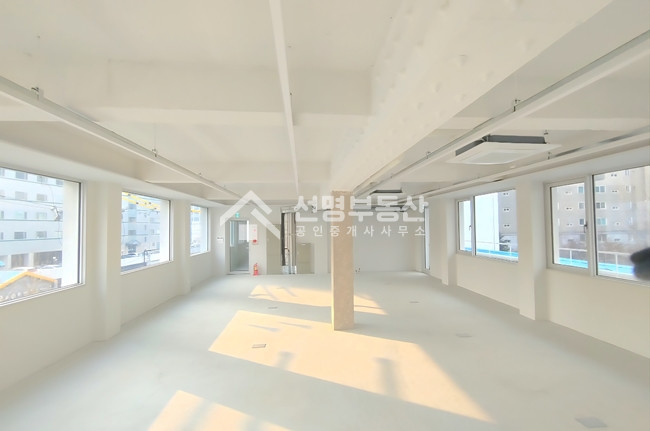 서울 성동구 성수동2가 전용40 올리모델링 신축 감각적인내외부 월세 매물번호 11860 사진 5