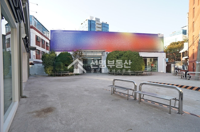 서울 성동구 성수동2가 354평 대형 팝업, 가시성고 노출효과 최고 월세 매물번호 11984 사진 1