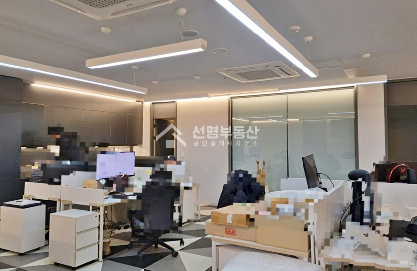 서울 성동구 성수동2가 성수아크밸리동 가성비사무실, 월세 매물번호 12040 사진 2