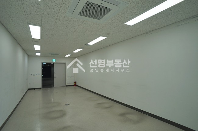 서울 성동구 성수동2가 성수SKV1CENTERI동 skv1센터, 실입주 가능, 공실상태, 평당 2100만원 매매 매물번호 11207 사진 6