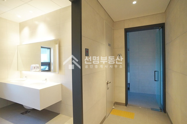 서울 성동구 성수동2가 신축 최고급형 사무실, 성수역 도보 3분거리 월세 매물번호 10524 사진 9