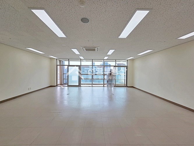 서울 성동구 성수동2가 성수역 도보권 , 조용한 업무 입지, 즉시 입주 월세 매물번호 12179 사진 3