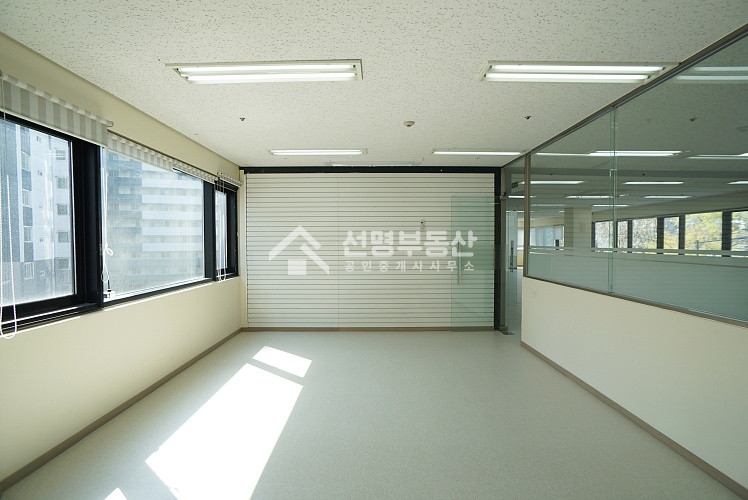 서울 성동구 성수동1가 60평 ㅣ주차2대ㅣ단독층 월세 매물번호 10068 사진 6