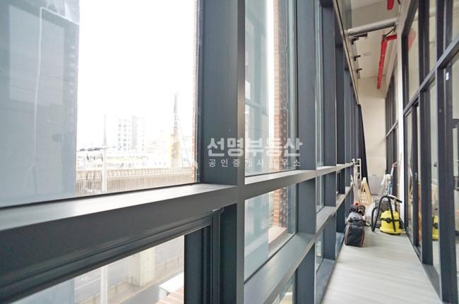 서울 성동구 성수동1가 실 42평, 층고 높은 스튜디오겸 사무실 급매 매매 매물번호 10142 사진 6