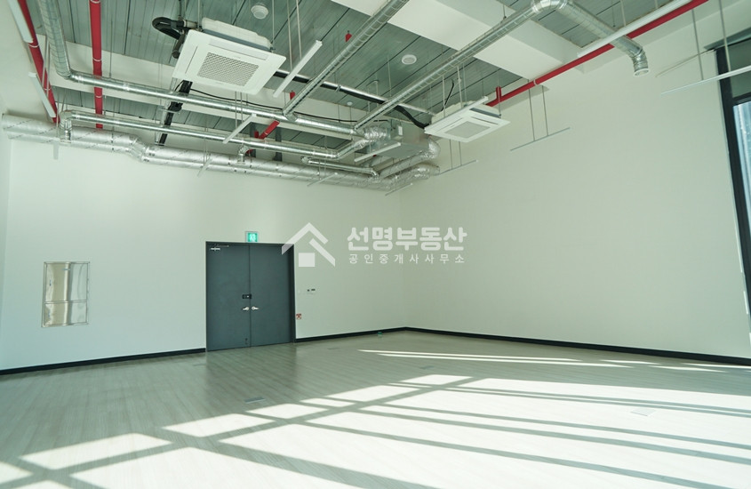 서울 성동구 성수동1가 층고4.5m, 실 27평, 평당 1750만원 매매 매물번호 12318 사진 4