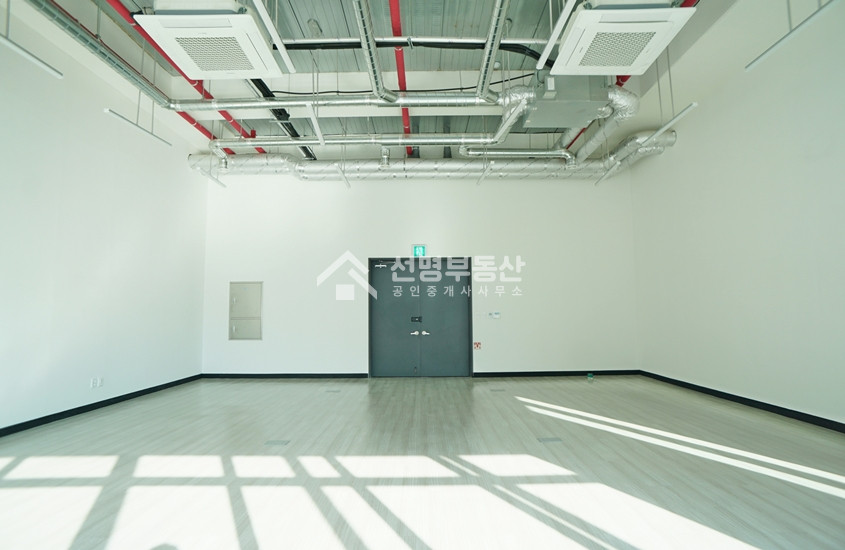 서울 성동구 성수동1가 층고4.5m, 실 27평, 평당 1750만원 매매 매물번호 12318 사진 5