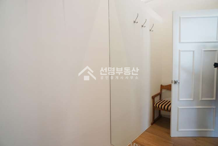 서울 성동구 성수동1가 쇼룸 추천, 전면 상가. 6.5M 층고, 권리금X 월세 매물번호 10661 사진 7