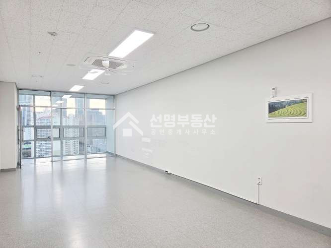 서울 성동구 성수동1가 고층뷰, 남향, 즉시입주 월세 매물번호 12342 사진 3