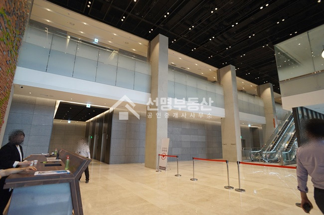서울 성동구 성수동2가 생각공장 지하 창고형 사무실 임대 월세 매물번호 10261 사진 5