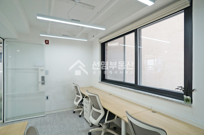 서울 성동구 성수동1가 로컬, 4인 소호사무실 월세 매물번호 10269 사진 3