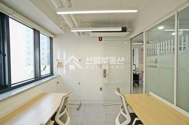 서울 성동구 성수동1가 로컬, 4인 소호사무실 월세 매물번호 10268 사진 1